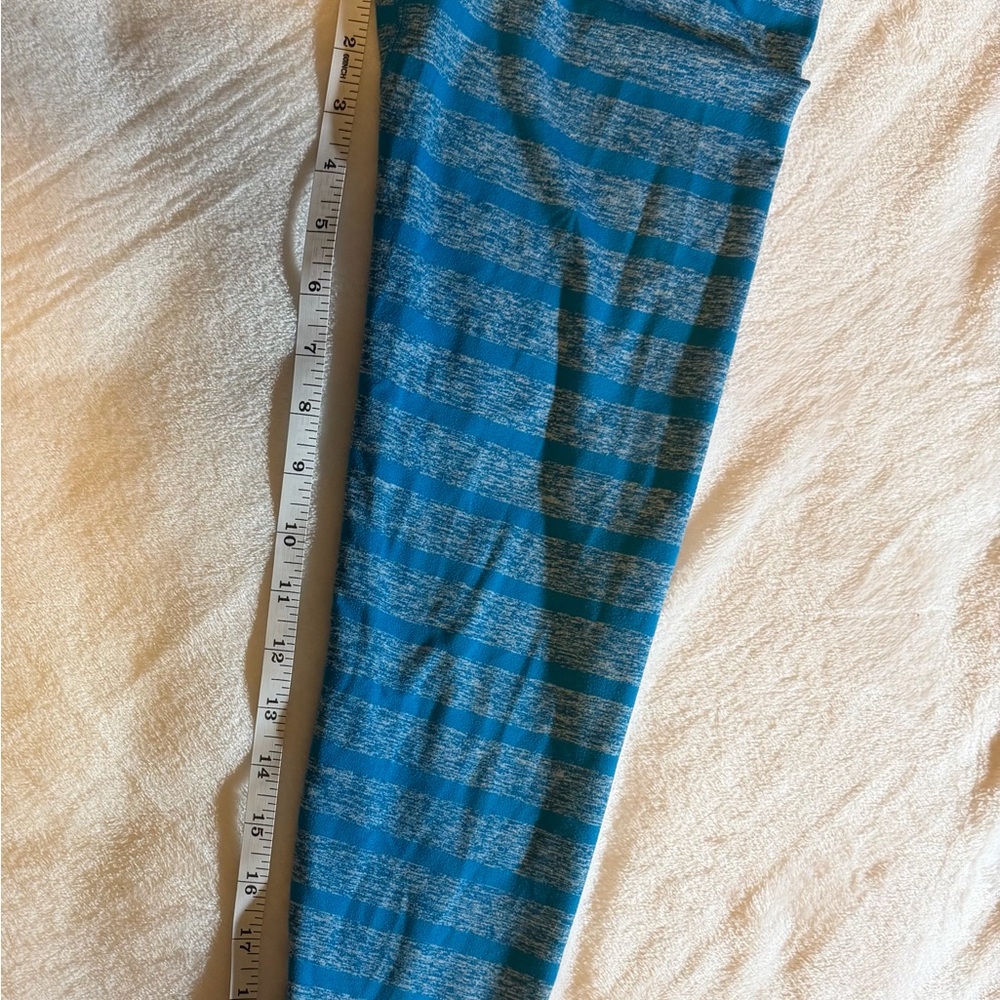 Men’s medium Nike Teal and Gray Dri-FIT Pullover - Picture 5 of 6